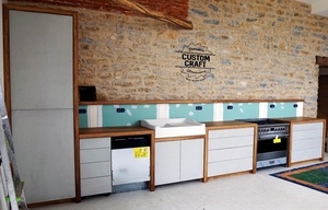 Cuisine contemporaine en chêne massif / béton