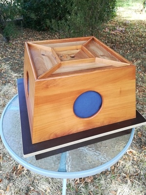 Grand jeu en bois #4 - La malle à trous