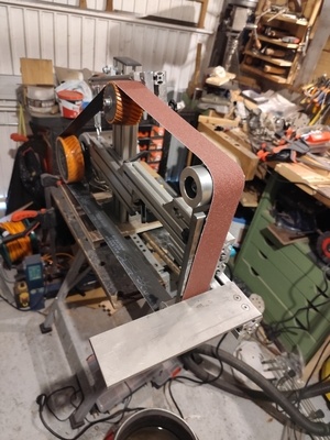 Ponceuse à bande / Backstand