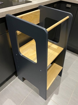 Tour d'observation Montessori en pin