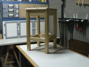 Un petit tabouret