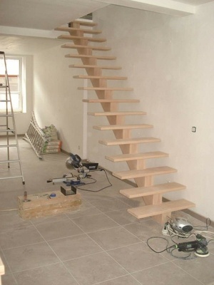 Escalier à limon central