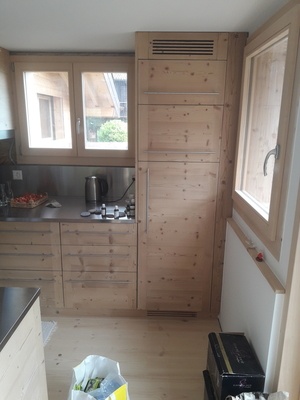 Cuisine en mélèze brossé