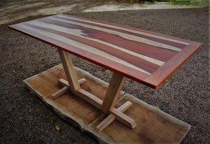 Table inspiration Georges Nakashima.