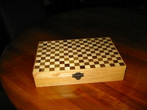 Boîte à tisanes façon boîte de jeux