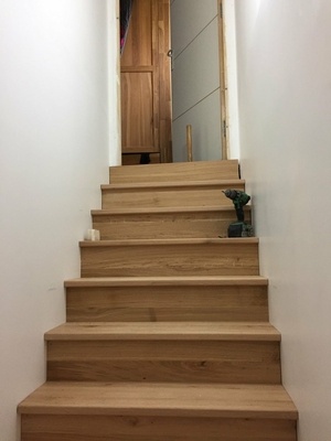 Escalier pour descendre au sous sol