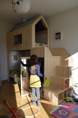 Lit cabanes superposés