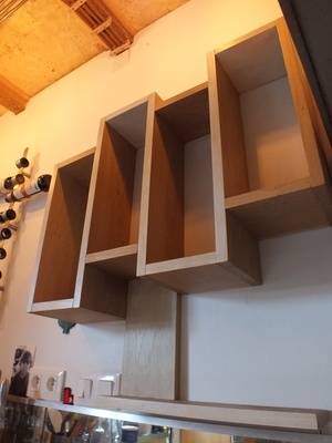 Etagere