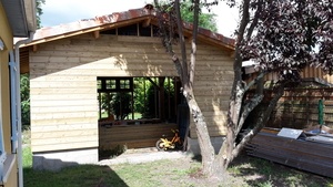 Photo cabanon non-fini, faute de mieux