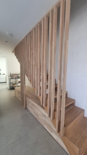 Aménagements sur un escalier existant.