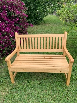 Banc en châtaignier