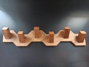 Patères en quinconces