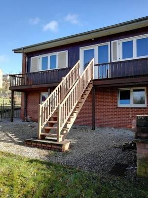 Escalier extérieur à crémaillère