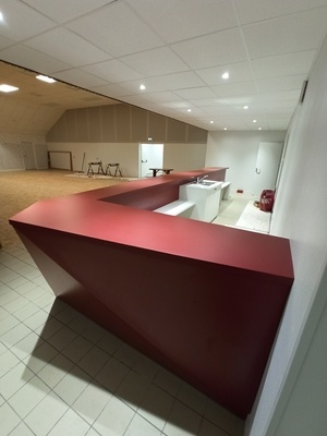 Bar stratifié et résille bois