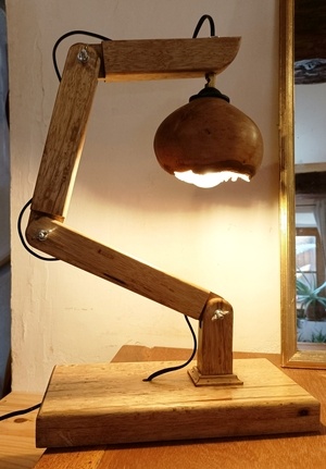 Lampe de bureau articulé