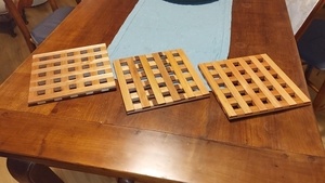 3 Caillebotis qui terminent en dessous de plat