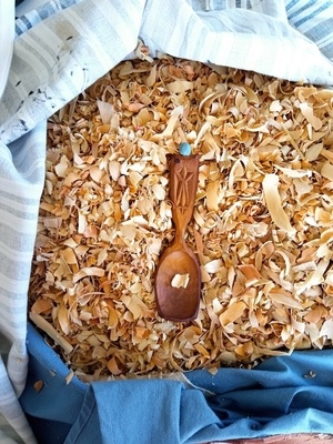 6 ème cuillère de 2023 : Cuillère en Cerisier à fleurs cuite au four.