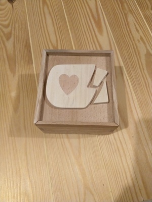 Première réalisation aux outils à main "unplugged" : une boîte