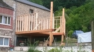 Structure porteuse d'un extension sur troncs moisés