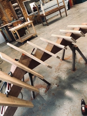 Petit escalier limon central