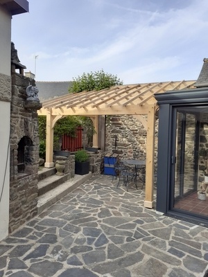 Préau en chataignier