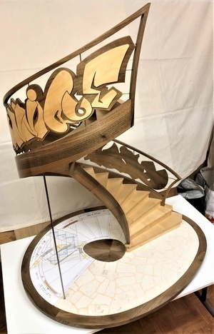 Escalier prenant la forme d'un œuf sur la vue en plan