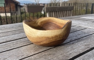 Bol en racine de noyer