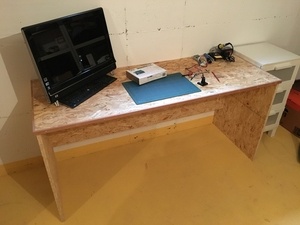 Bureau en OSB