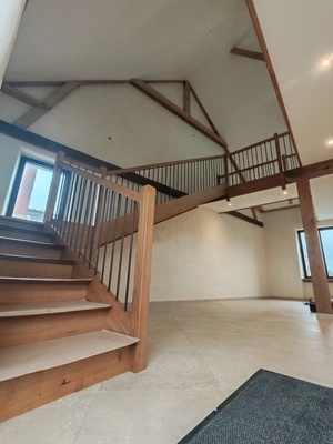 L'escalier ou il faut pas oublier quelque chose avant de l'emprunter!