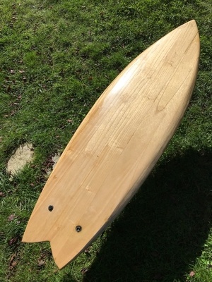 Surf Fish 5'10" hollow en paulownia