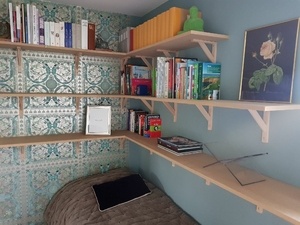 Installation d'étagères