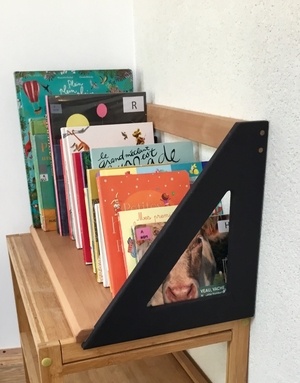 Bibliothèque enfant amovible.