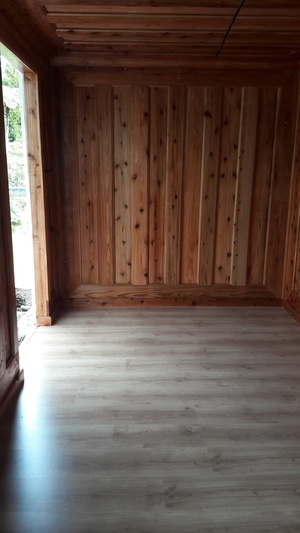 Habillage d'un conteneur en bois