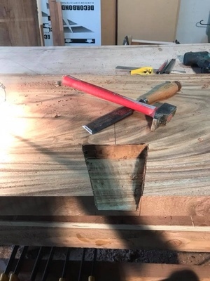 Table en bois massif bois Noir