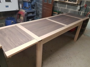 Table de salle à manger