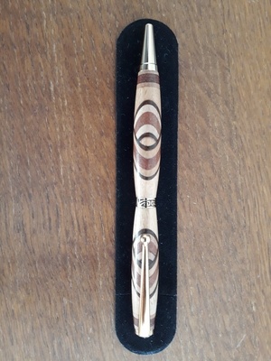 Nouveau stylo 3 essences