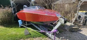 Dinghy en contreplaqués marine.