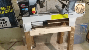 Assemblage a faux-tenons  Support  tour à bois