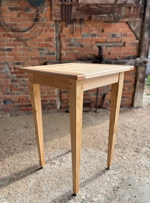 Table d’appoint