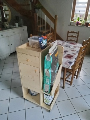 Petite "desserte" spéciale animaux ...