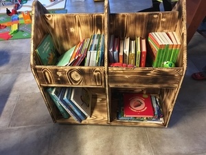 Chariot à livres pour enfant