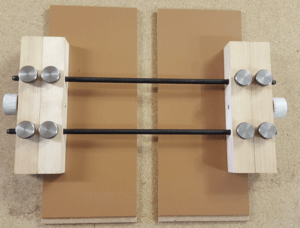 Double guidage parallèle micrométrique pour défonceuse