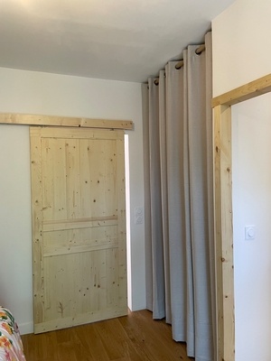 Porte coulissante sapin