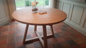 Table ronde chataigner