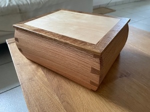 Encore une boîte!