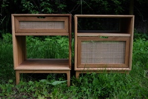 Chevets cannage et chêne massif