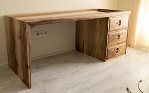 Un bureau pour mon Larbin