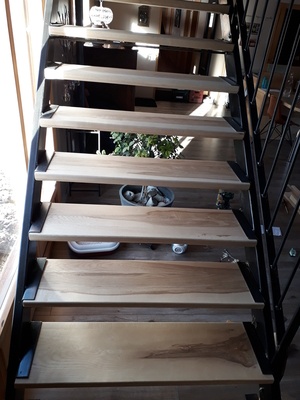 Marches et contremarche cintrée pour escalier bois et métal