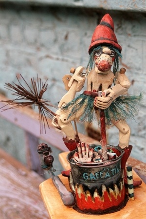 La sorcière aux bottes rouges