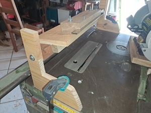 Gabarit/support universel affutage de fer pour touret